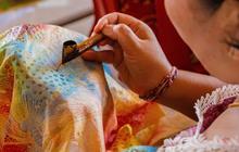 Warna Batik Tetap Awet dan Tidak Luntur dengan Proses Mencuci Menggunakan Cara Ini, Yuk Simak