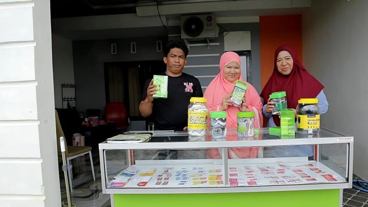 Kios Digital GrabKios Jadi Penopang Baru Keluarga Almarhum Mitra Ojol Dandi