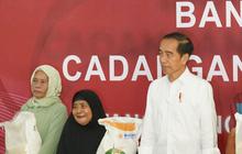 Ternyata Ini Alasan Jokowi Bagi-Bagi Bansos Beras Jelang Pilpres 2024