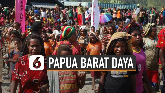 Gubernur Papua Barat, Dominggus Mandacan harap pemerintah pusat cabut moratorium terkait penangguhan pemekaran wilayah Papua Barat Daya.