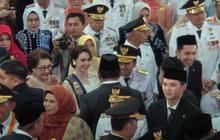 Cantiknya Arumi Bachsin dan Kahiyang Ayu Berkebaya Saat Dampingi Suami Ikut Pelantikan di Istana