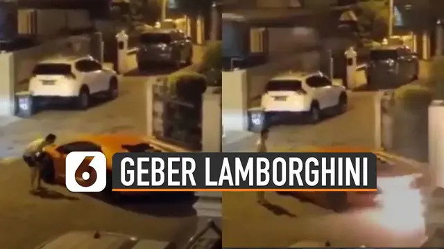 Warga yang protes nampak akan ditabrak Lamborghini itu.