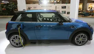 Dominasi Mobil Bensin Mulai Rontok