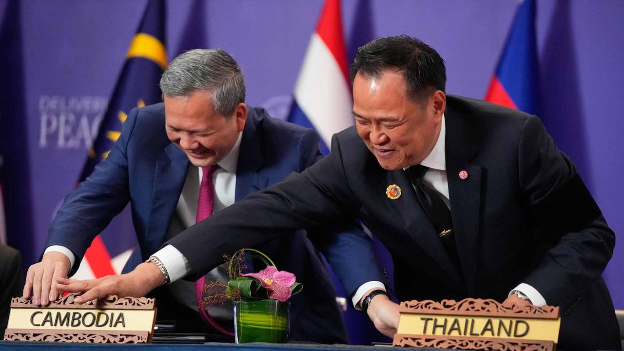 FOTO: Gencatan Senjata Thailand–Kamboja Disepakati di KTT ASEAN, Anwar dan Trump Jadi Mediator