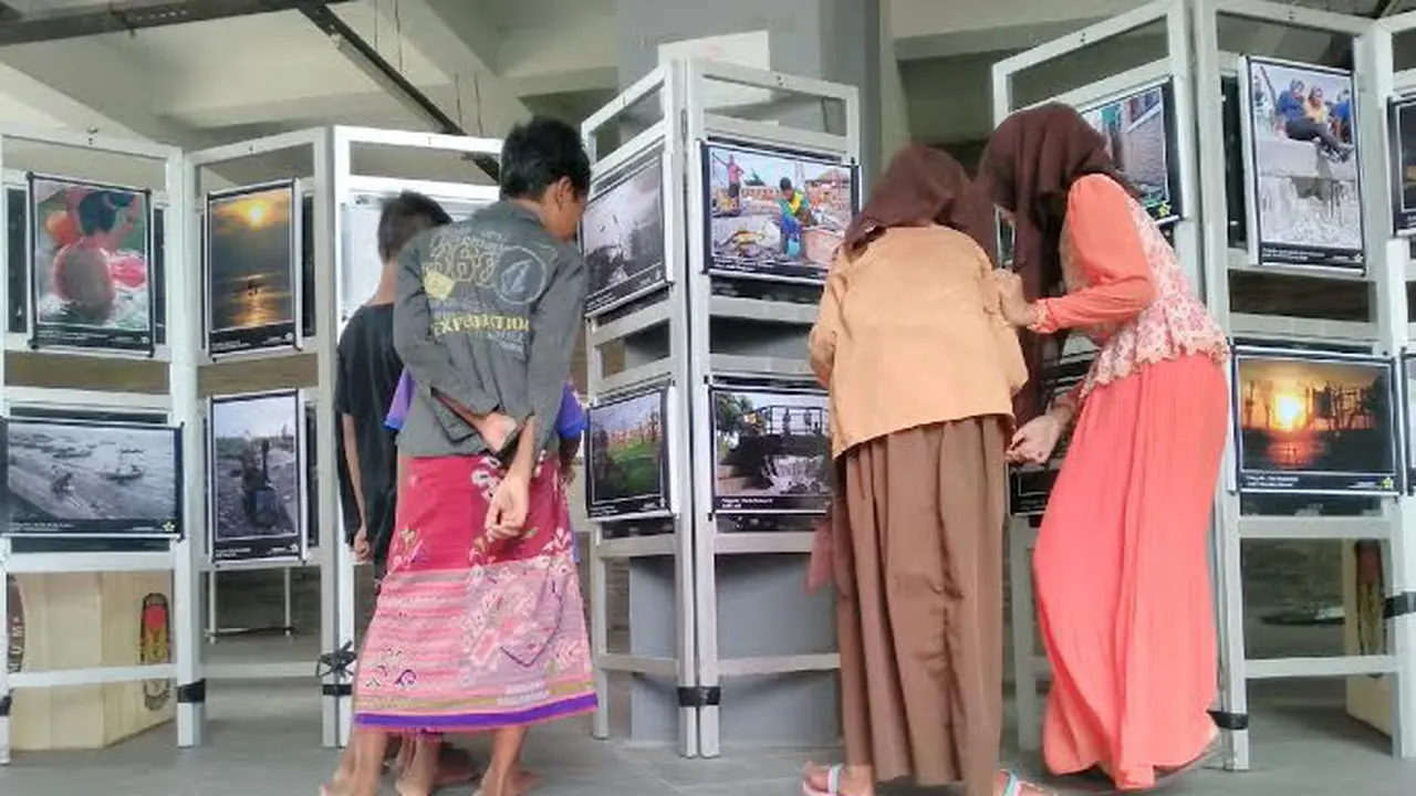 20160409-Kebangkitan-Warga-Dolly-Pameran-Foto-Surabaya