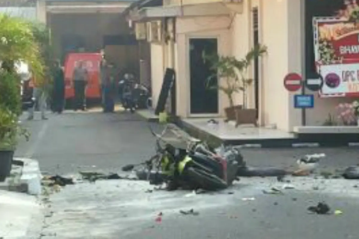 Bom meledak di Polresta Surakarta