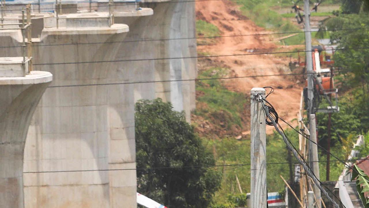 Proyek Kereta Semi Cepat Jakarta-Surabaya Dihapus dari PSN, KCIC Beri Tanggapan Begini