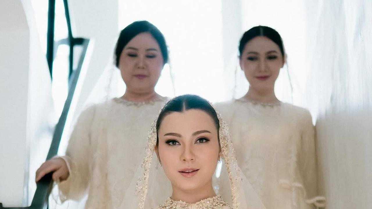 Potret Busana Haviza Dewi Anjani di Acara Pengajian Jelang Nikah, Nuansa Pastel Bikin Makin Cantik
