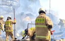 Gudang Oli di Palmerah Terbakar, 14 Mobil Damkar Dikerahkan