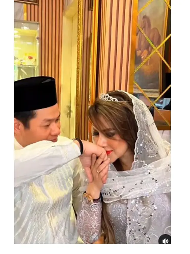 10 Momen Barbie Kumalasari Menikah Lagi dengan Mantan Suami Kedua, Digelar Sederhana