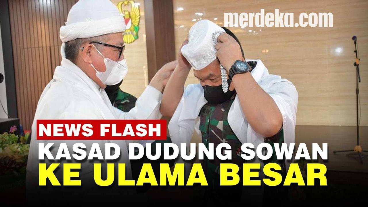 VIDEO: Sosok Ulama Berpengaruh Pakaikan Kasad Jenderal TNI Dudung Peci & Sorban Putih
