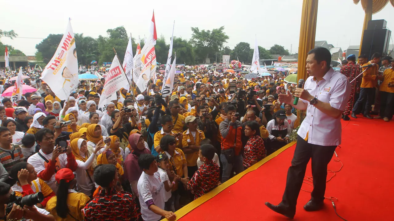 [FOTO] Harry Tanoesudibjo Kompori Peserta Kampanye Tentang Gaji