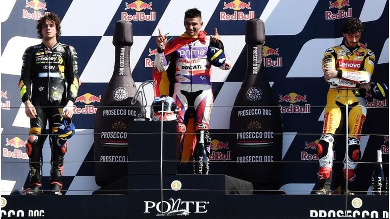 FOTO: Raih Kemenangan Sempurna di MotoGP San Marino, Jorge Martin Bikin Bagnaia dan Bezzecchi Kesulitan Menyalip hingga Marquez Finis ke-7
