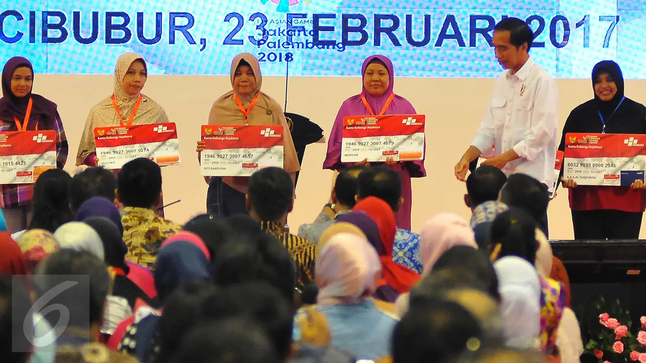 20170223-Presiden Jokowi Luncurkan Kartu KKS Buat Belanja di e-warong-Jakarta