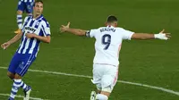 Striker Real Madrid, Karim Benzema cetak dua gol ketika Los Blancons menghajar Deportivo Alaves, 4-1 ketika bermain di Stadion Mendizorroza, 23 Januari 2021.(Cesar Manso / AFP(Cesar Manso / AFP)