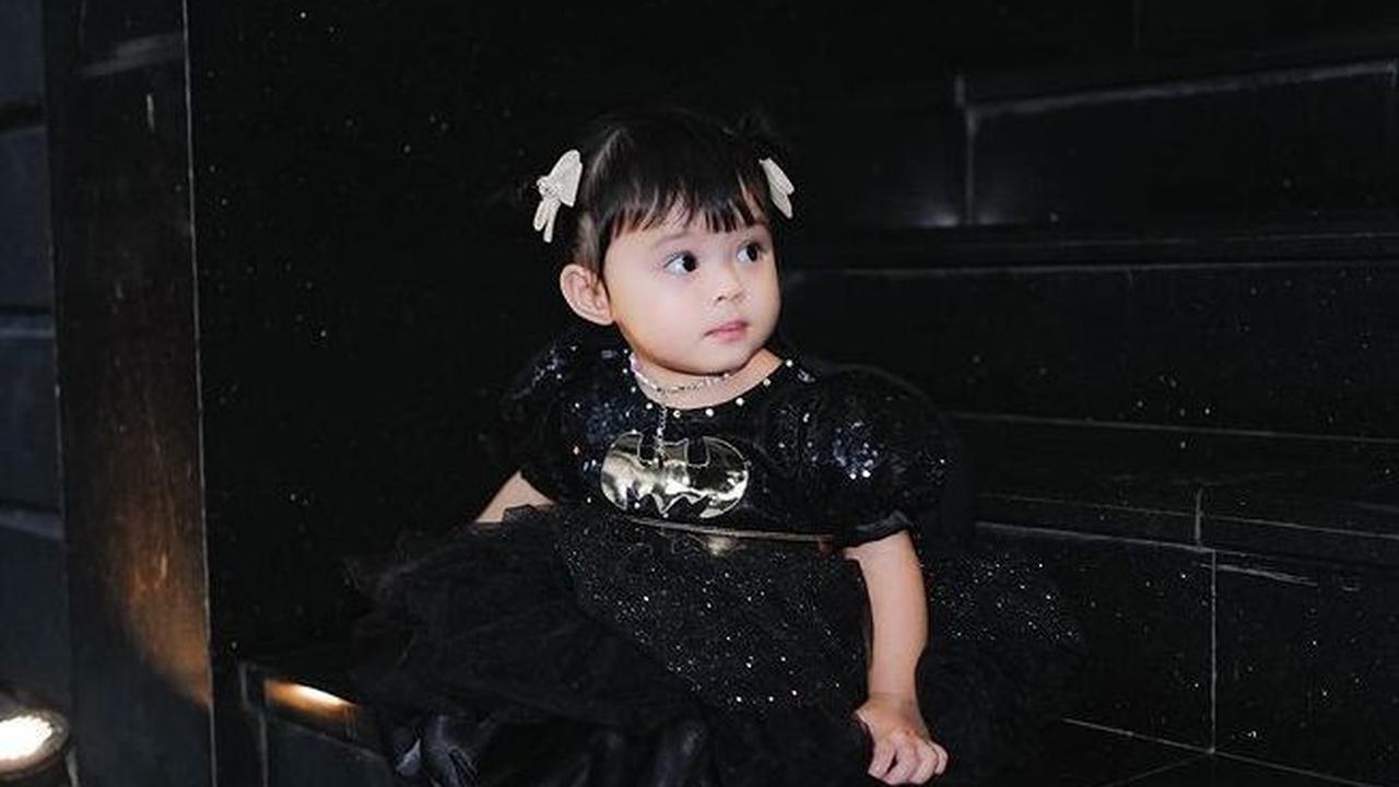 Potret Ameena yang Lucu Banget