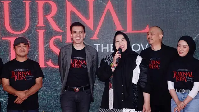 Risa Saraswati ketika menghadiri peluncuran film Jurnal Risa bersama produser Manoj Punjabi di MD Place Jakarta Selatan, Juni 2023. (Foto: Dok. Instagram @risa_saraswati)
