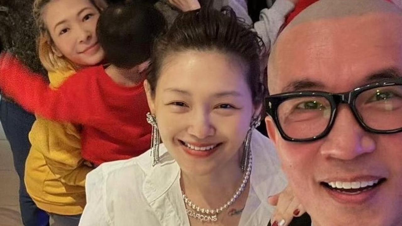 FOTO: Barbie Hsu 'Meteor Garden' Meninggal Dunia, Ini Potret Terakhirnya dengan Sang Suami DJ Koo