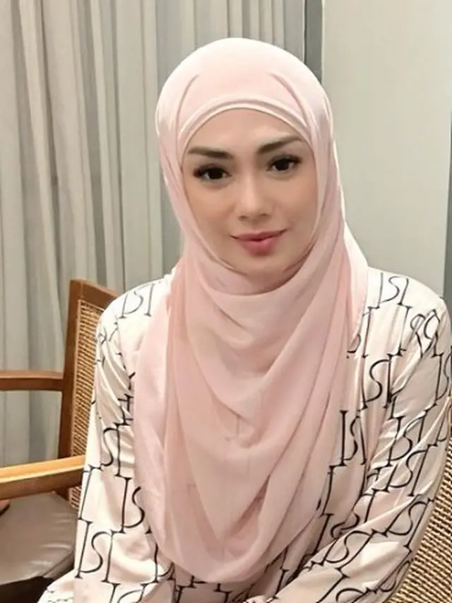 Celine Evangelista kenakan hijab (Instagram/celine_evangelista)