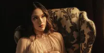 Detik-detik jelang melahirkan, Alyssa Daguise masih mengeluarkan stok foto maternity shootnya [@alyssadaguise]