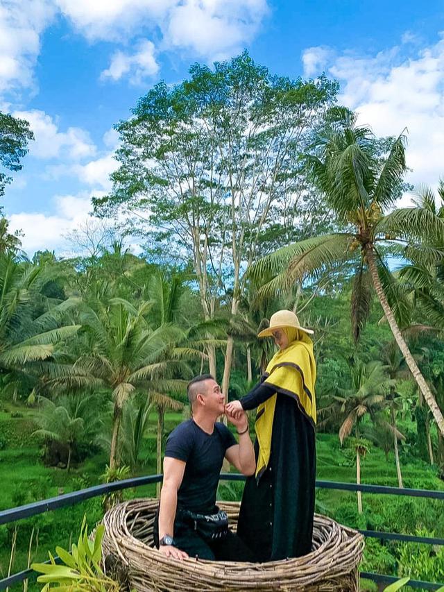 Umumkan Hamil Setelah 7 Tahun Menanti, Ini 6 Momen Romantis Lyra Virna dan Fadlan Muhammad