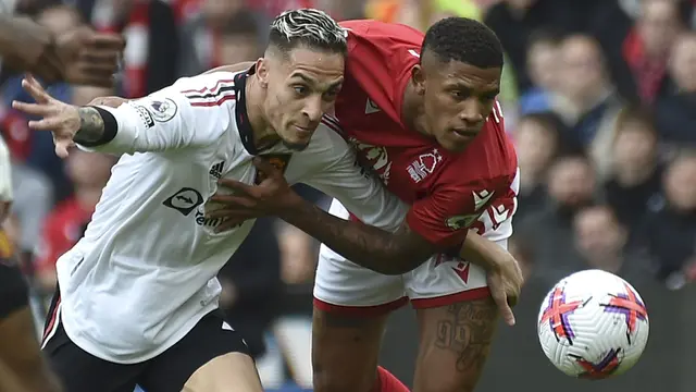 Foto: Aksi Ciamik Antony saat MU Gasak Nottingham Forest, Bantu Setan Merah Duduki Peringkat Tiga Klasemen Liga Inggris