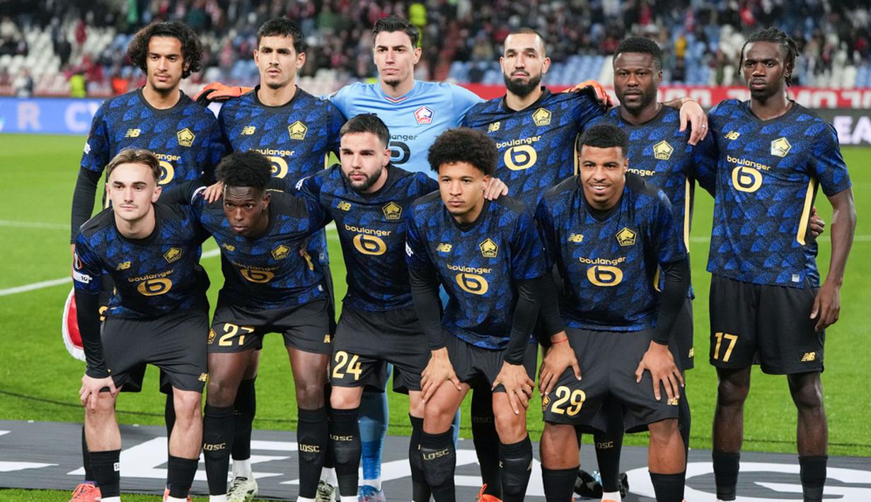 Calvin Verdonk yang tampil sebagai starter kembali turut berperan dalam fase menyerang maupun bertahan tim Lille sepanjang laga ini. (AP Photo/Darko Vojinovic)