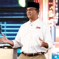 Ahok dan Anies saat debat cagub DKI