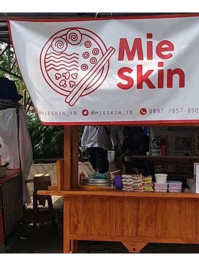 Nama Warung Nyeleneh Ini Bikin Ketawa Geli
