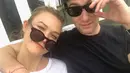 Joshua sendiri melamar Karlie Kloss beberapa minggu lalu saat mereka melakukan liburan romantis di New York. (instagram/karliekloss)