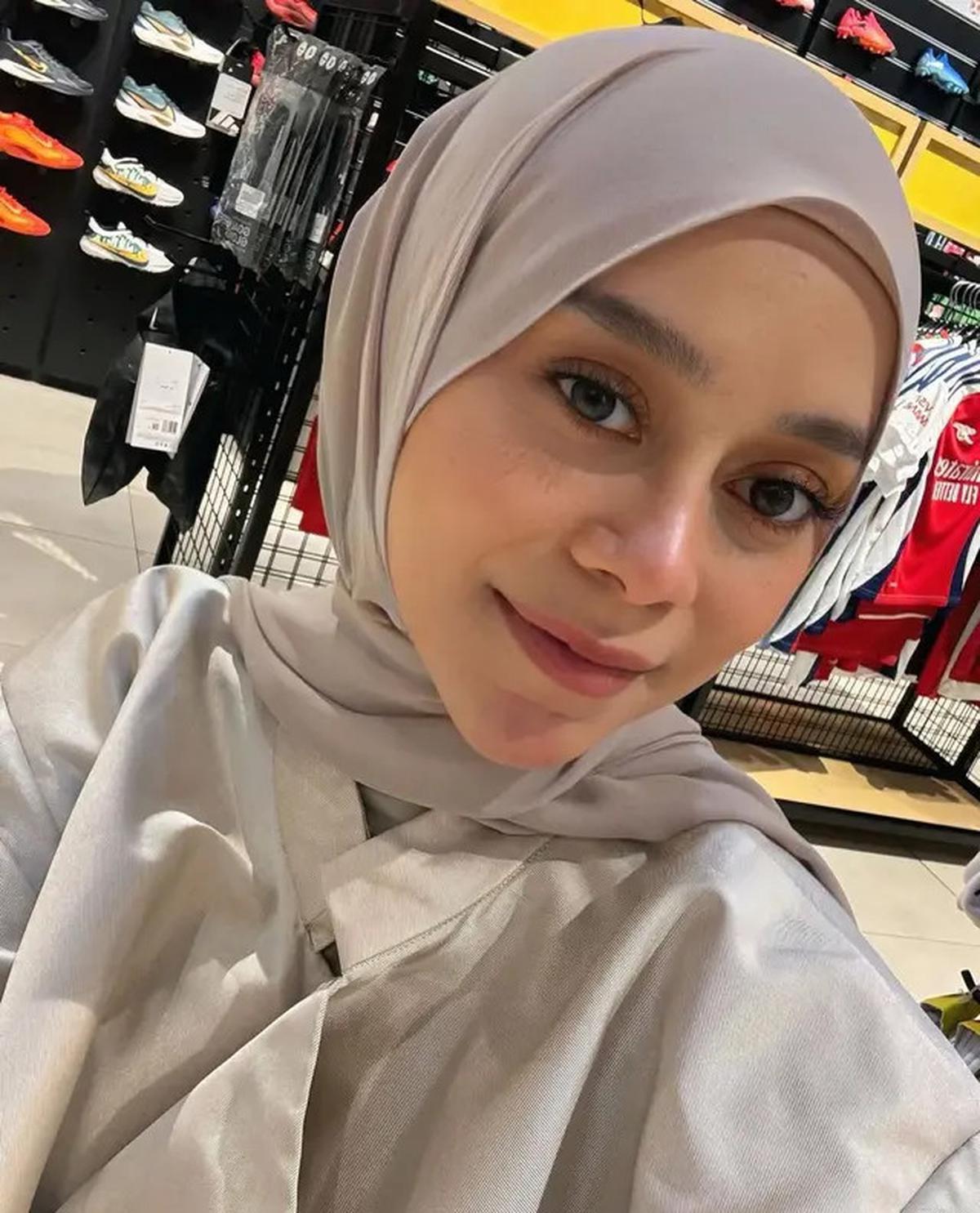 Trik Jitu Gaya Hijab ala Lesti Kejora, Cocok untuk Kuliah hingga Kondangan