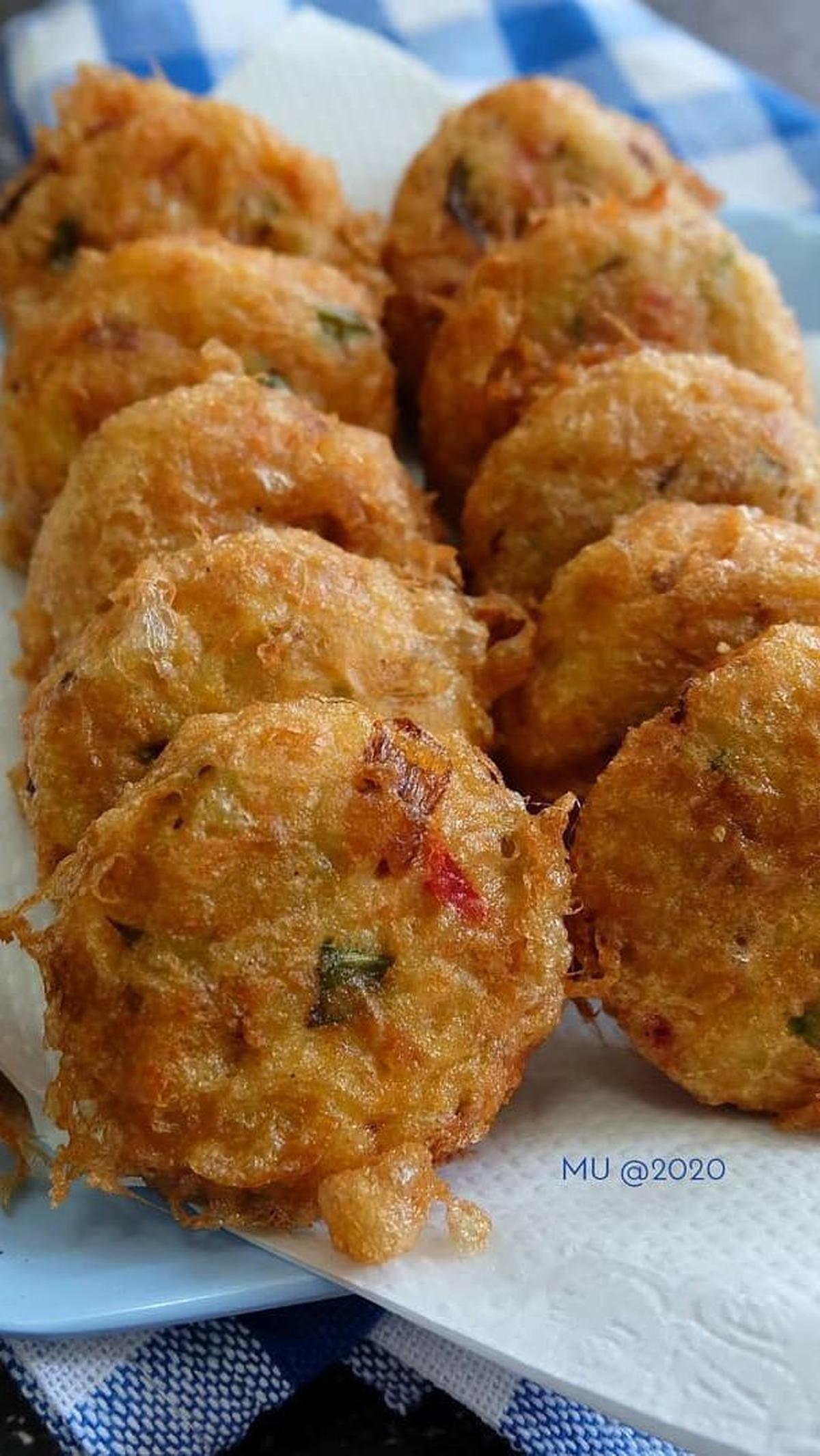 Dari 6 resep perkedel di atas, mana yang jadi favorit mu? Jangan lupa recook sekarang bisa jadi lauk atau camilan pagi atau sore hari. Selemat mencoba.