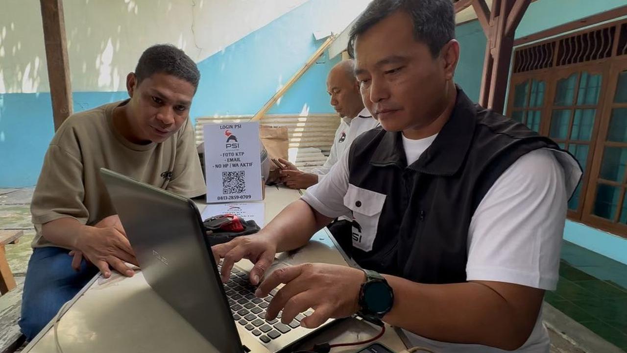 PSI Buka Lapak Pendaftaran Anggota Baru di Depan Rumah Jokowi, Catat Persyaratannya