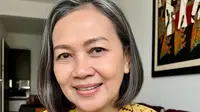 10 Model Rambut Ibu-Ibu Usia 50 Tahun yang Lagi Tren 2025, Simpel tapi Bikin Fresh