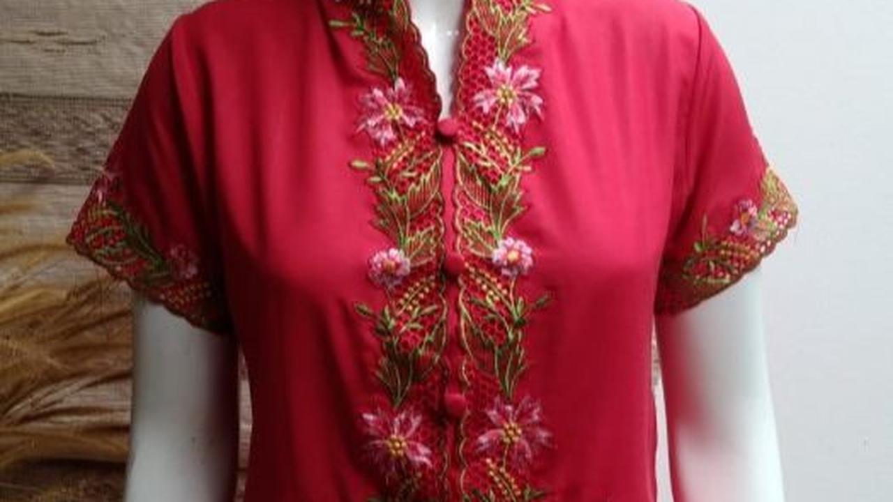 7. Kebaya Encim Modern KTM Bordir Warna Tangan Pendek<br>