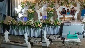 Viral Lokasi Pelaminan Pernikahan di Area Pemakaman, Bikin Geleng Kepala