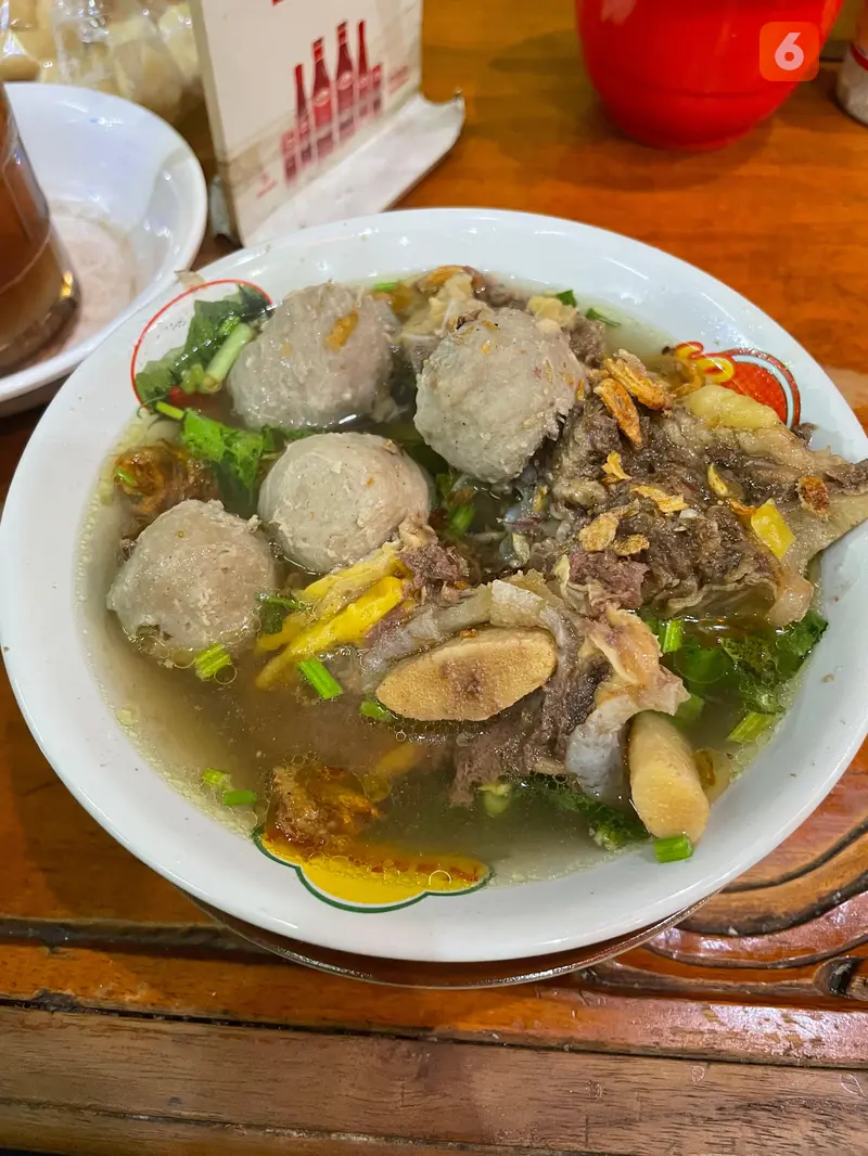 Mengatasi Risiko Asam Urat, Apakah Makan Bakso Masih Aman untuk Penderitanya? (Foto: Agustin Wardani/Liputan6.com)