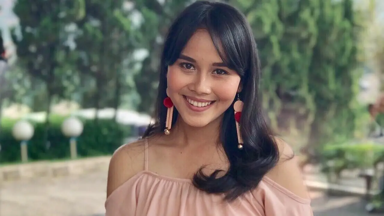 Finalis Citizen Journalist Academy Jakarta ini menyadari bahwa ia memiliki mimpi untuk menjadi presenter
