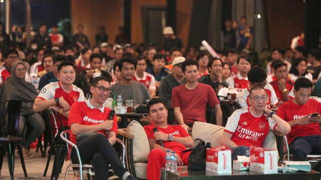 Foto: Keseruan Roaring Night Nobar Arsenal Vs Wolverhampton bersama Renovit