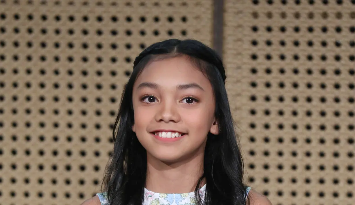 "Kami cukup terkejut saat pertama buka penjualan tiket, karena dalam waktu 4 jam tiket langsung kejual 1500an. Lalu, di hari kedua tiket yang sisa empat ratus juga habis dalam waktu 3 jam," jelas Bunna. (Nurwahyunan/Bintang.com)