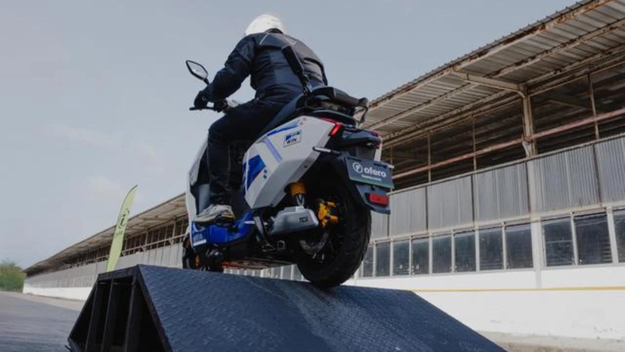 Sepeda Motor Listrik Ofero Stareer 5 Lit, Punya Traction Control dan Bisa Tempuh Jarak 130 Km Sekali Charge