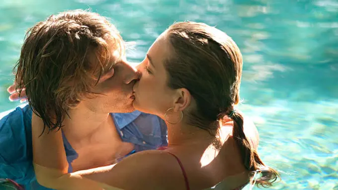 (c) shutterstock.com