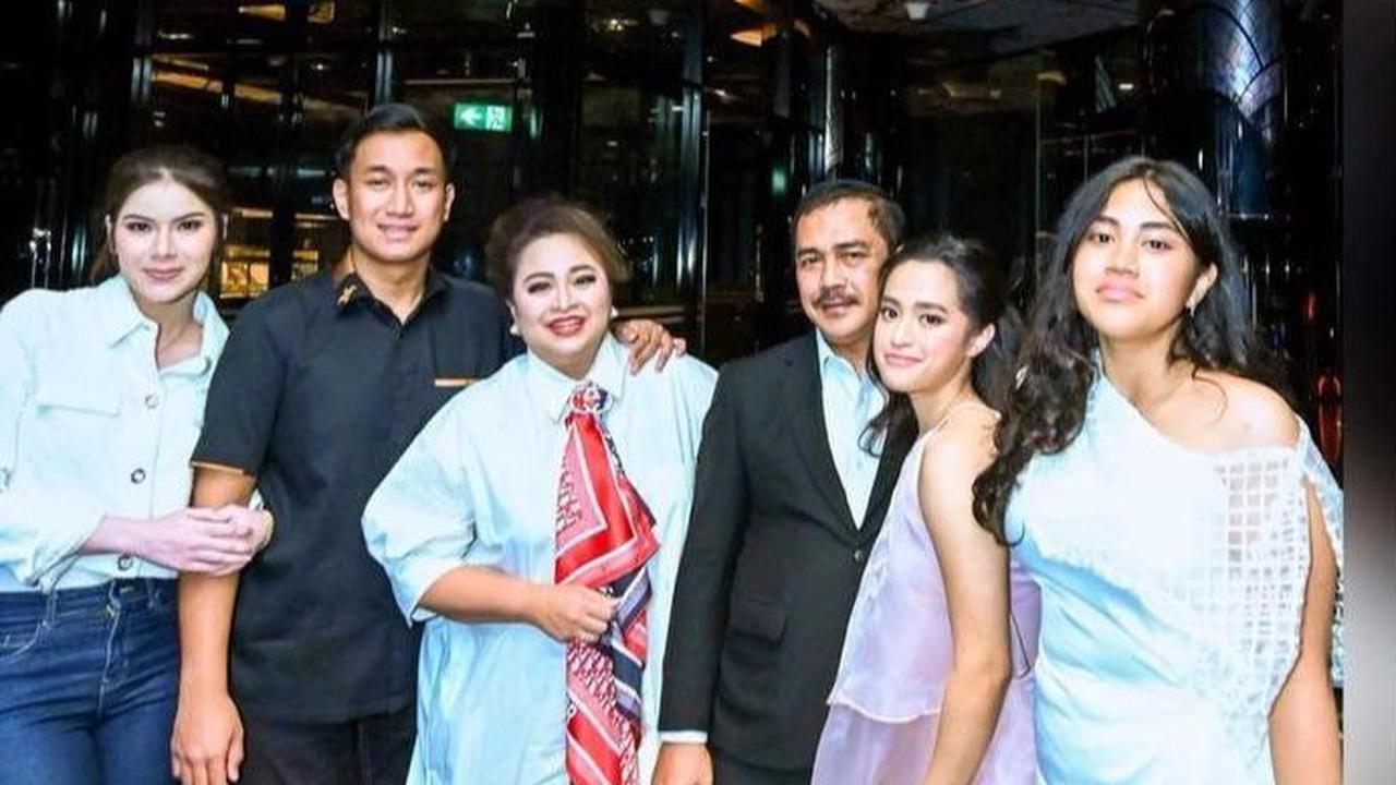 Akrab dengan Keluarga Sejak Masih Pacaran