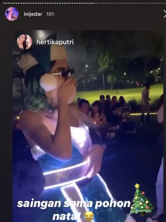 Jelang Menikah, Ini 6 Momen Bridal Shower Jessica Iskandar Jadi Pohon Natal