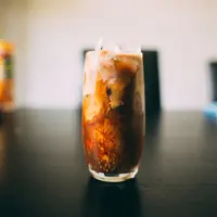 Ilustrasi es kopi jelly. Sumber foto: unsplash.com/Linda Xu.