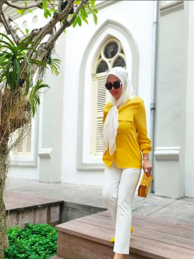 Potret penampilan terkini Syahrini