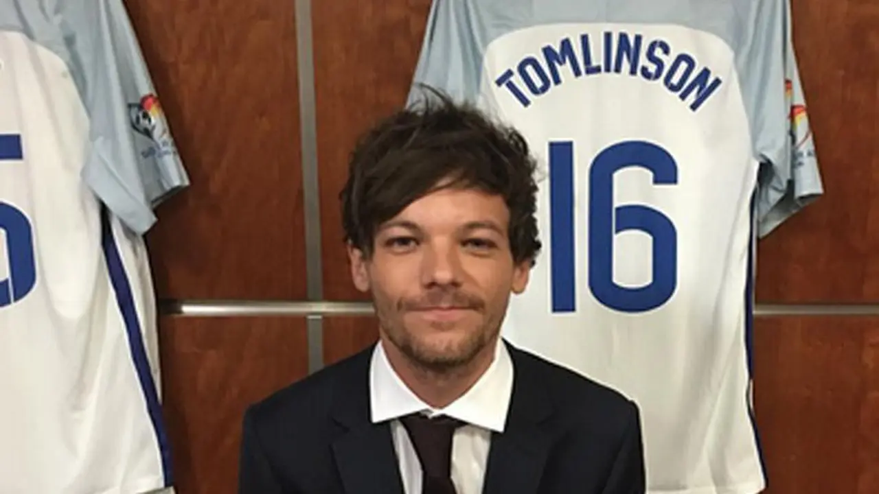 [Bintang] Louis Tomlinson