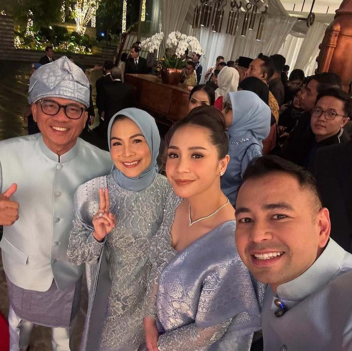 10 Potret Tamu Pernikahan Zumi Zola & Putri Zulhas yang Gak Kaleng-Kaleng, Dihadiri Jokowi hingga Prabowo