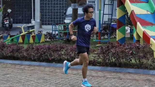 ASICS GEL NIMBUS 25.