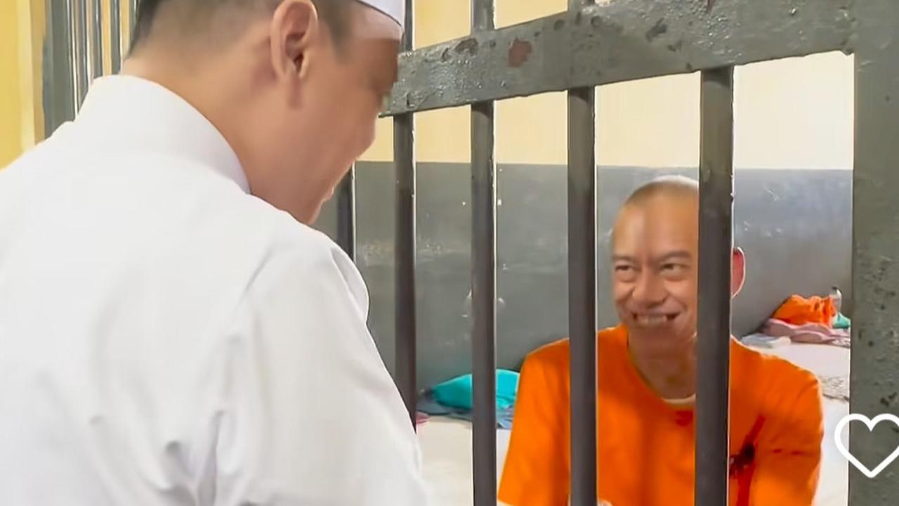 Penampakan Fariz RM di Penjara Usai Ditangkap Keempat Kalinya Karena Narkoba